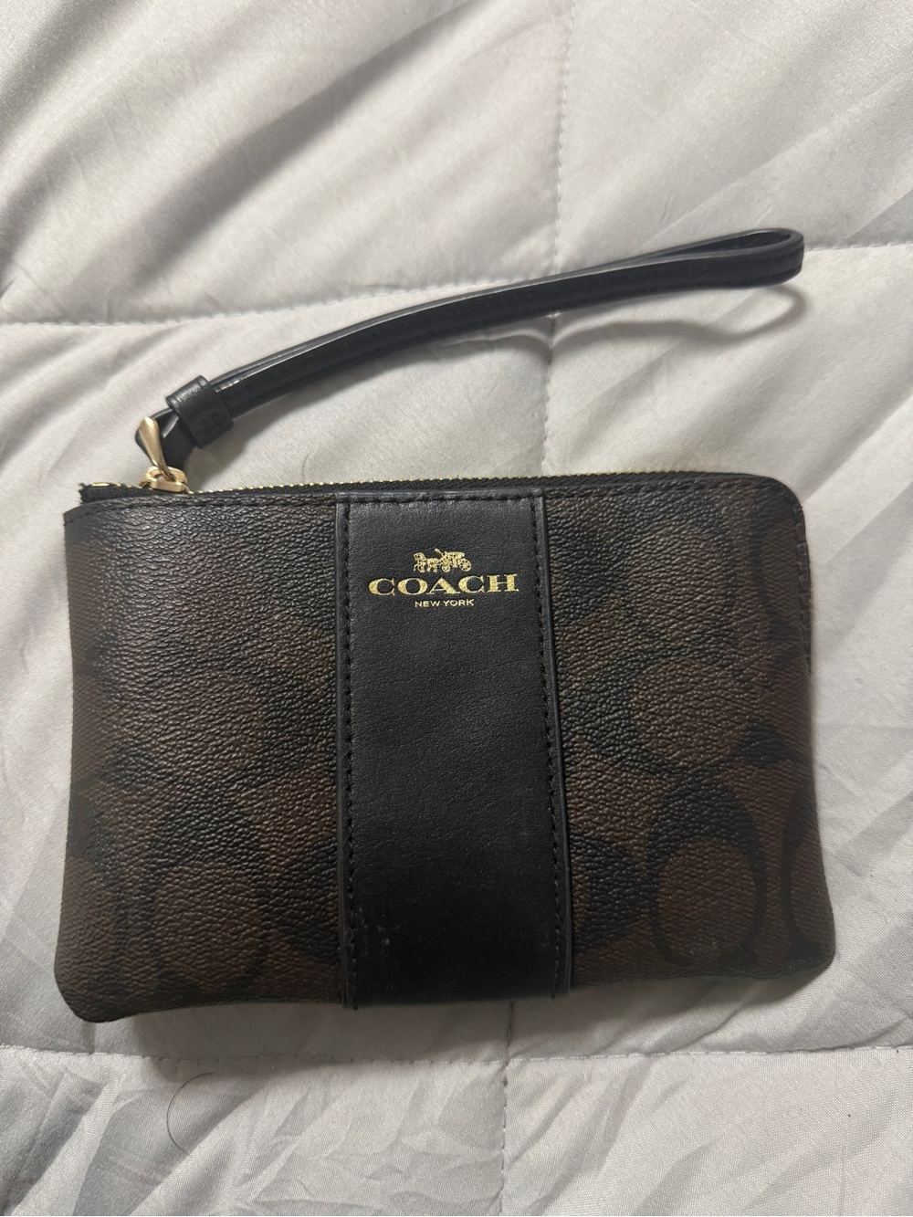 Coach Corner Zip Wristlet